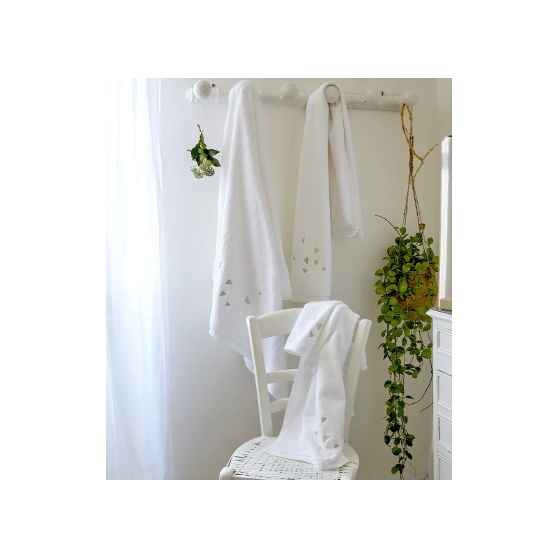 Serviette - Blanche - Brodée - 50x100 cm - Jolis cœurs