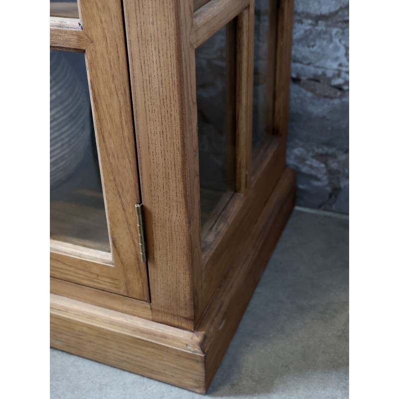 Vitrine Marseille – Élégance Intemporelle/ Au Tombeau des Jaloux