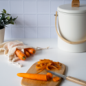 Coffret zéro déchet : seau à compost (4,5 L), planche, couteau et filet à légumes. Au Tombeau Des Jaloux