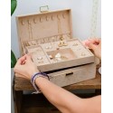Boîte à Bijoux Louise en Velours Beige| Au Tombeau des Jaloux